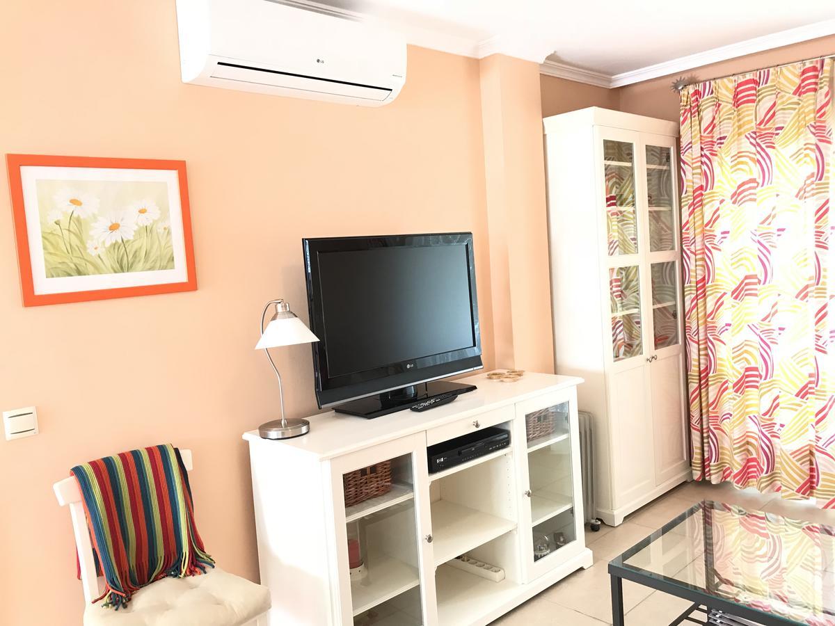 Apartamento Holidays On The Beach Torremolinos Bagian luar foto