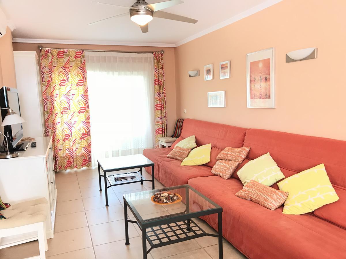 Apartamento Holidays On The Beach Torremolinos Bagian luar foto