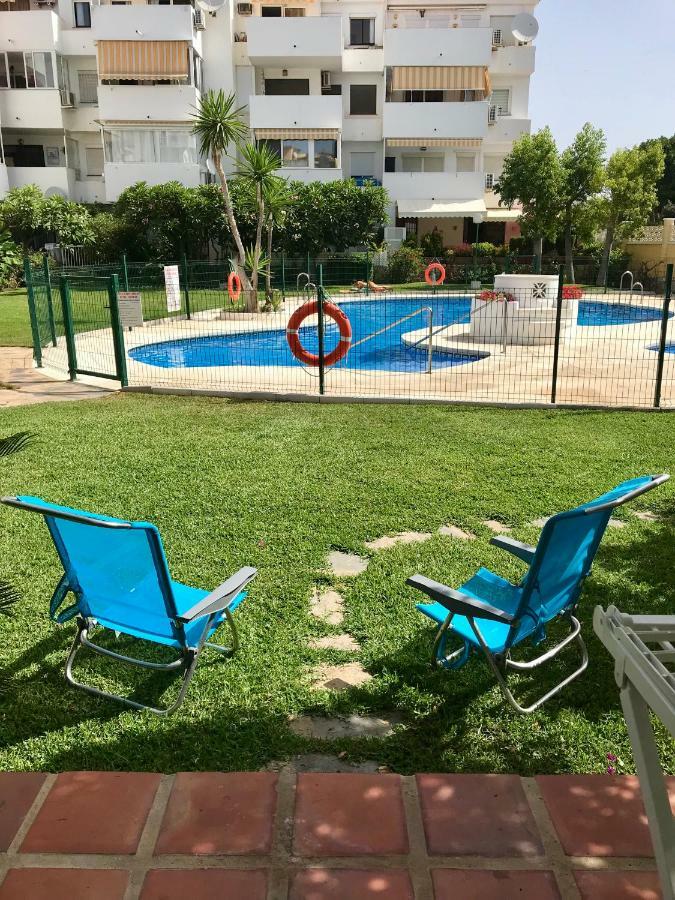 Apartamento Holidays On The Beach Torremolinos Bagian luar foto